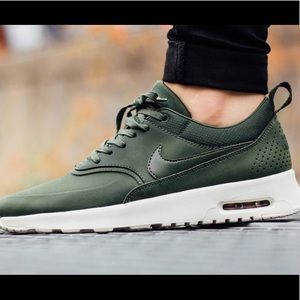 Air max women’s Thea